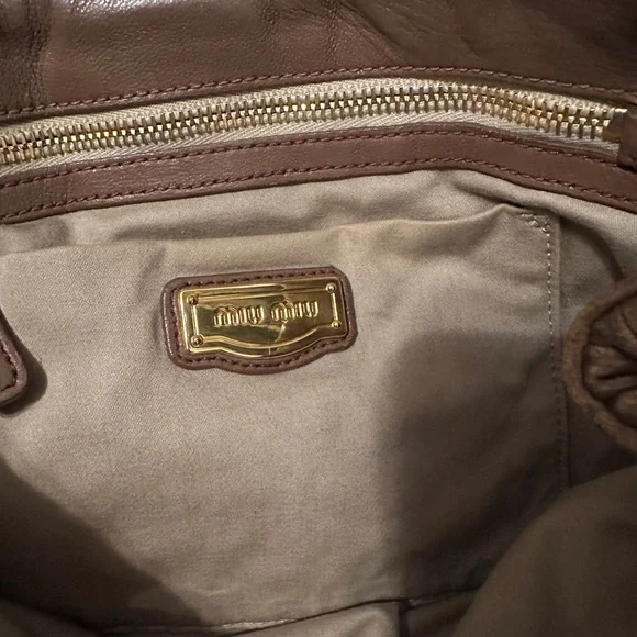 Miu Miu Brown/Mauve Quilted Leather Bag - Picture 9 of 14